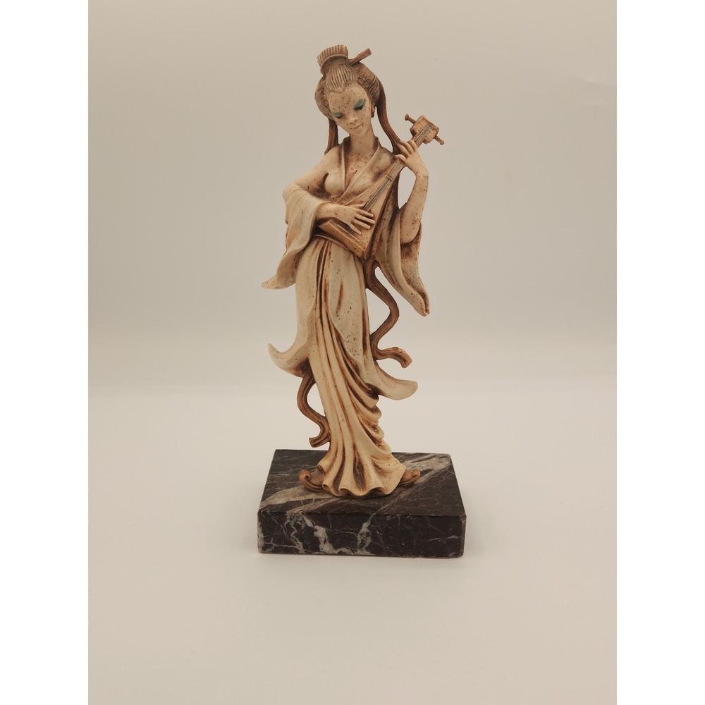 Vintage Geisha Figurine Genuine Made in Italy Carrara Marble Base